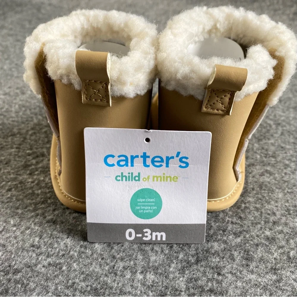 Carter’s Baby Shoes Size 0-3 Months Cozy Tan Baby Booties with White‎ Fleece New